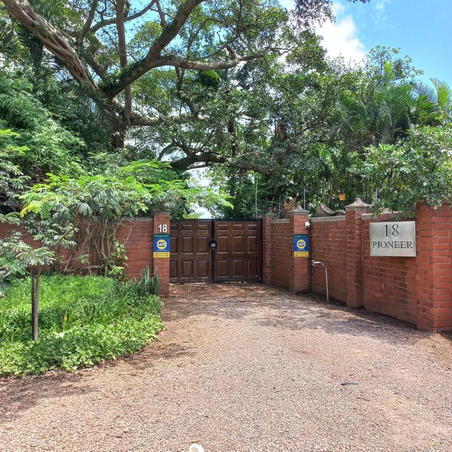 18 Pioneer Bnb Kloof Exterior foto